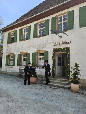 Bild vergr&ouml;&szlig;ern: Theater Freilich am Schul- und Rathaus